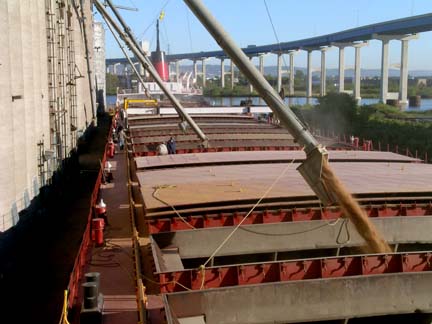 Canadian Miner loading at Superior