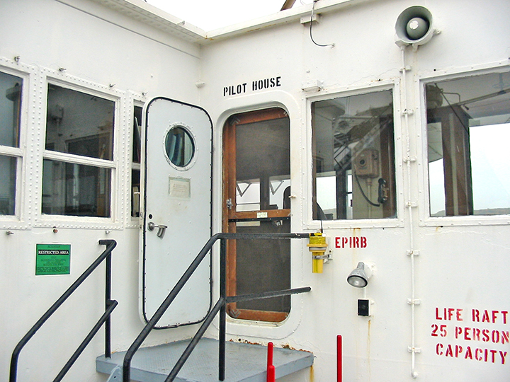 Pilot house door, starboard side