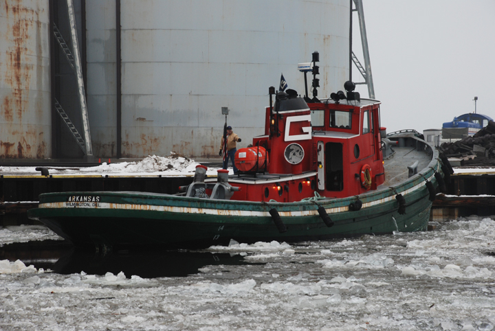 tug Arkansas