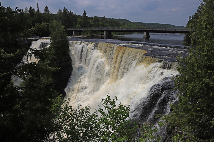 Kakabeka Falls